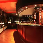 Doris Hotel