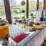 Doris Hotel